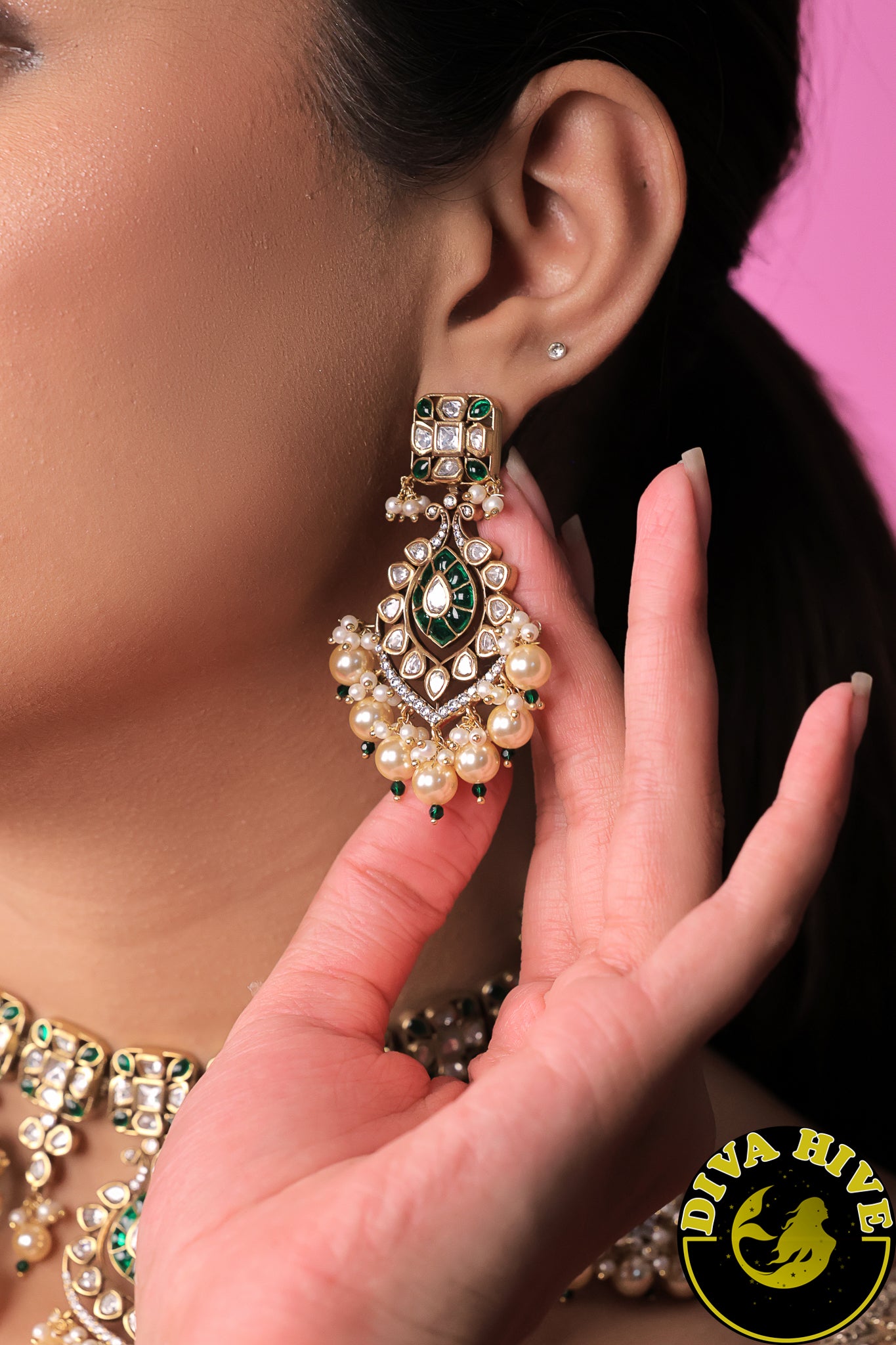 Mugdha Kundan Choker