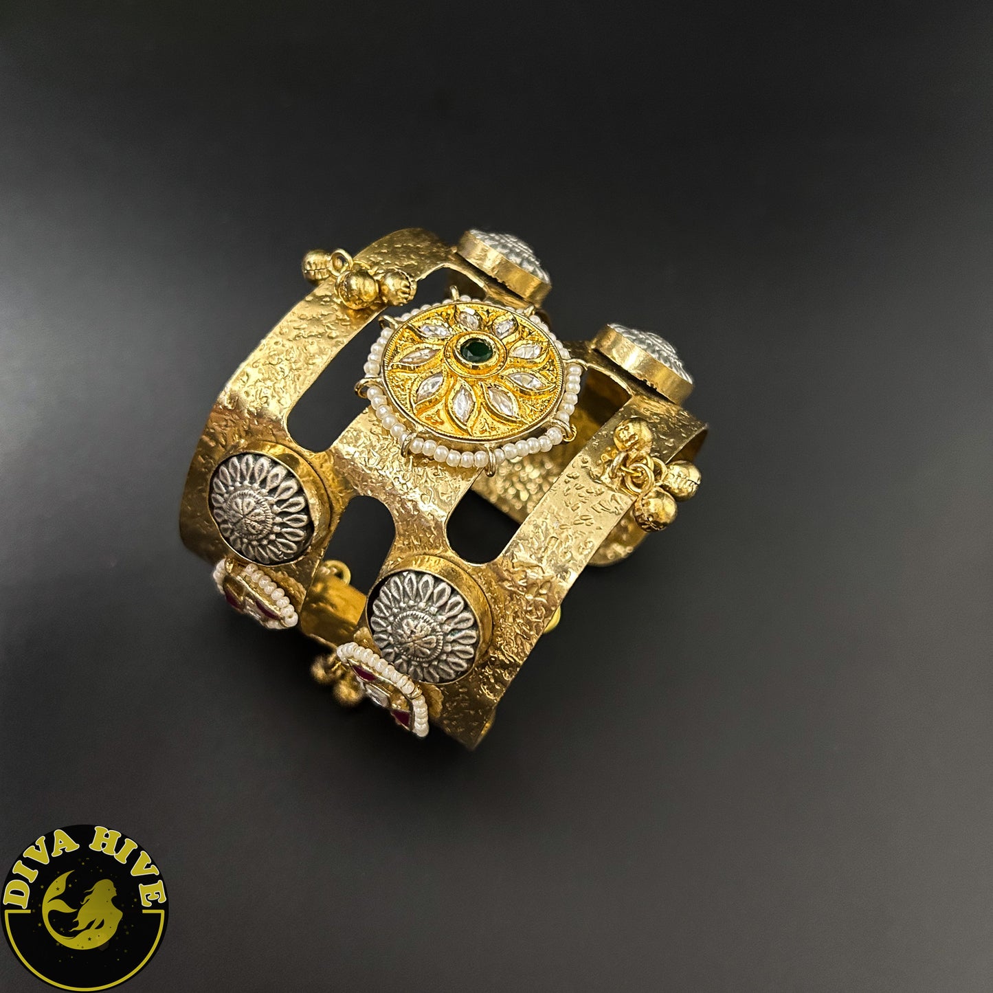 Chaandni Cuff - Bracelet -Bracelet, Diva Exclusive, Doublet, featured, Fusion, moissanite - Divahive