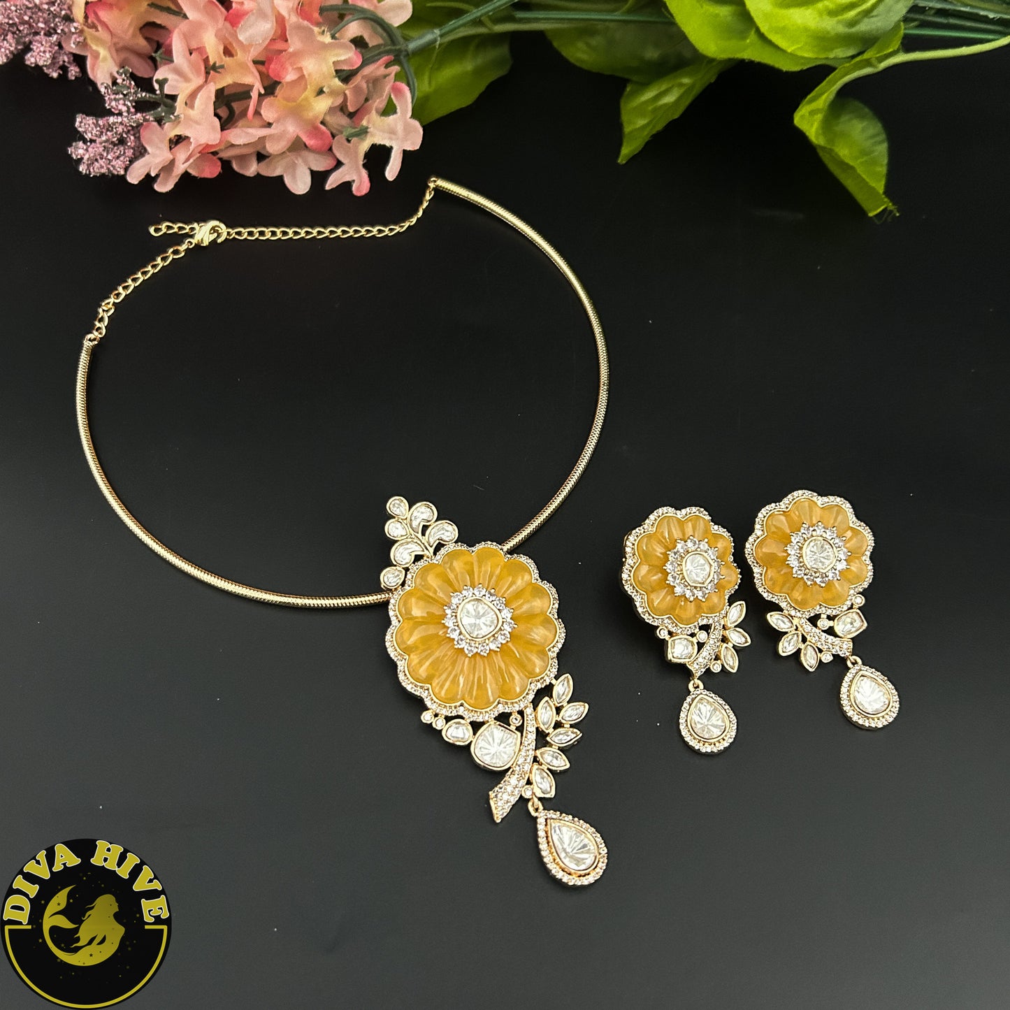 Sitara Moissanite Hasli - Necklace -Diva Exclusive, Doublet, Kundan, moissanite, Necklace - Divahive