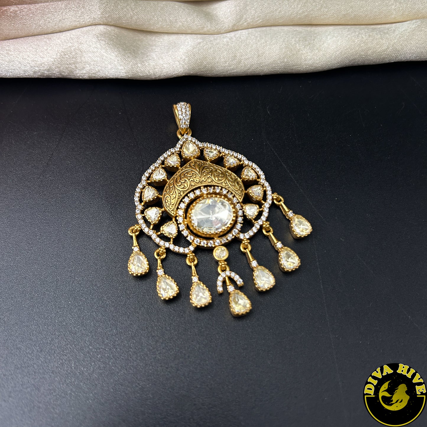 Nyra 22K Gold Plated Moissanite Pendant set