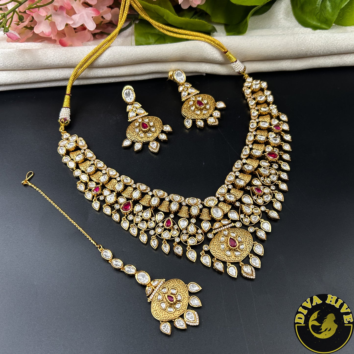 Mugdha Kundan Necklace