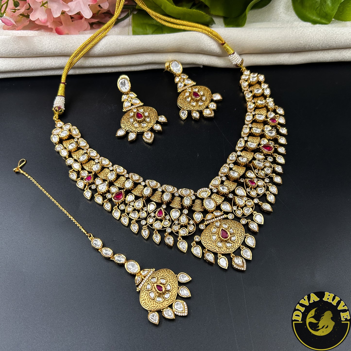 Mugdha Kundan Necklace