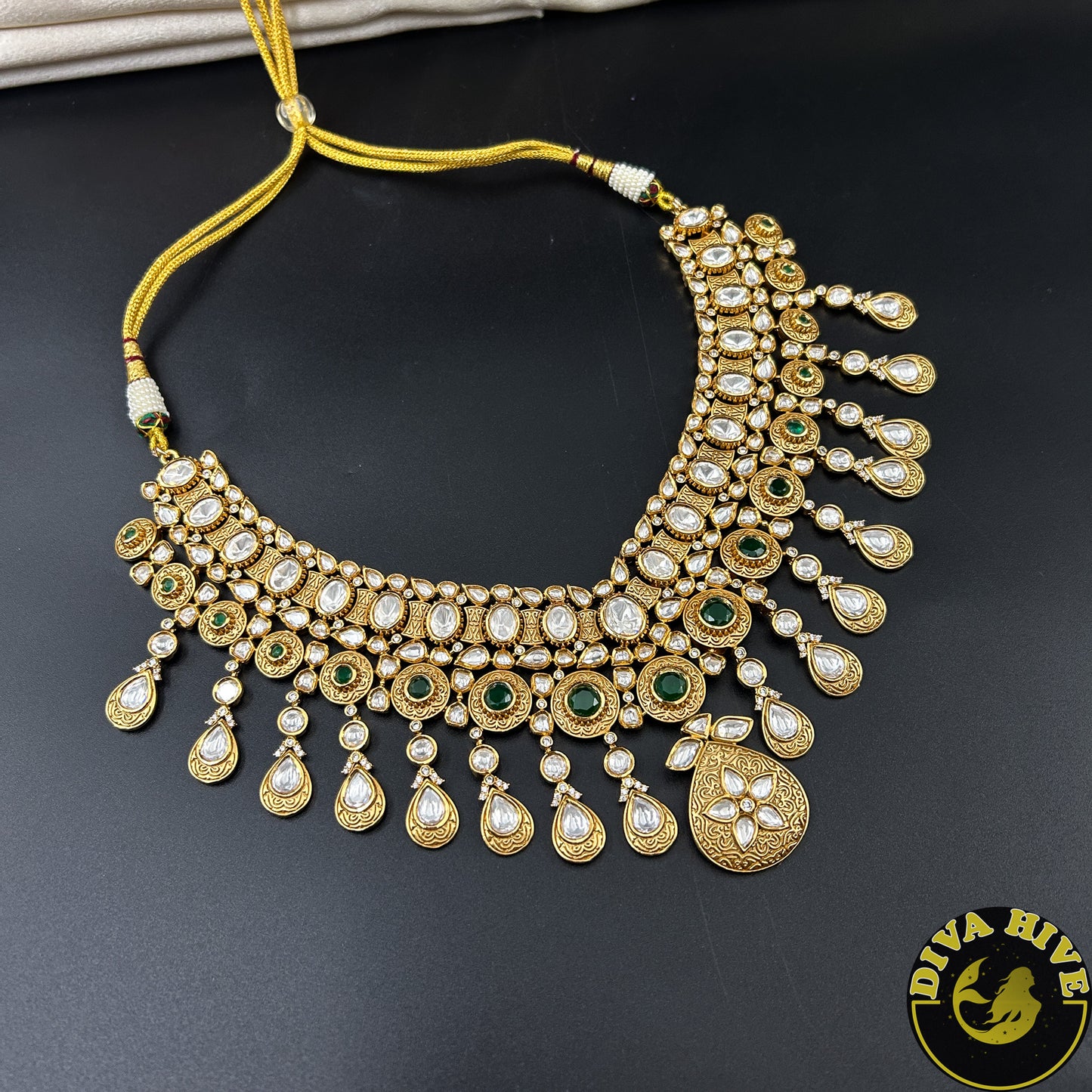 Ruhani Kundan Necklace