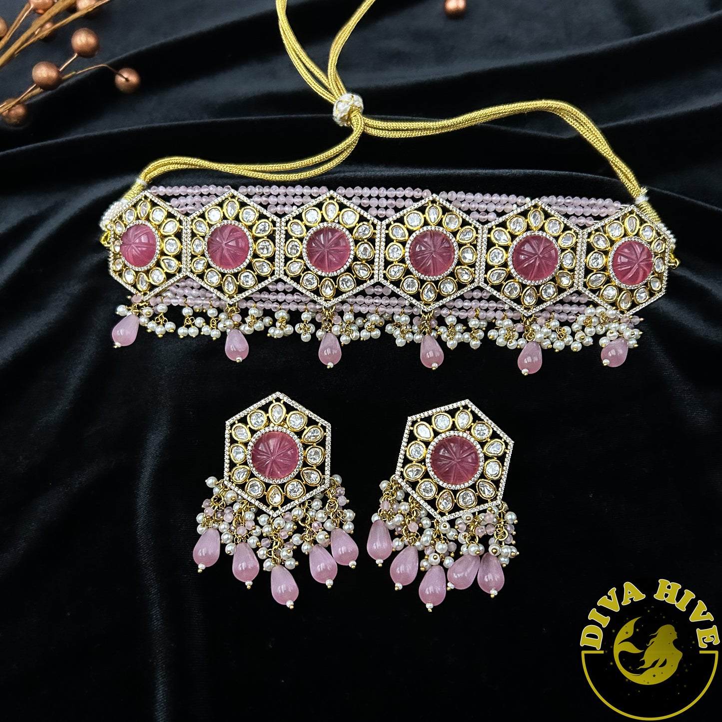 Carved Stone and uncut Kundan Bandhai Choker - Necklace -carved stone, Diva Exclusive, Kundan, Necklace - Divahive