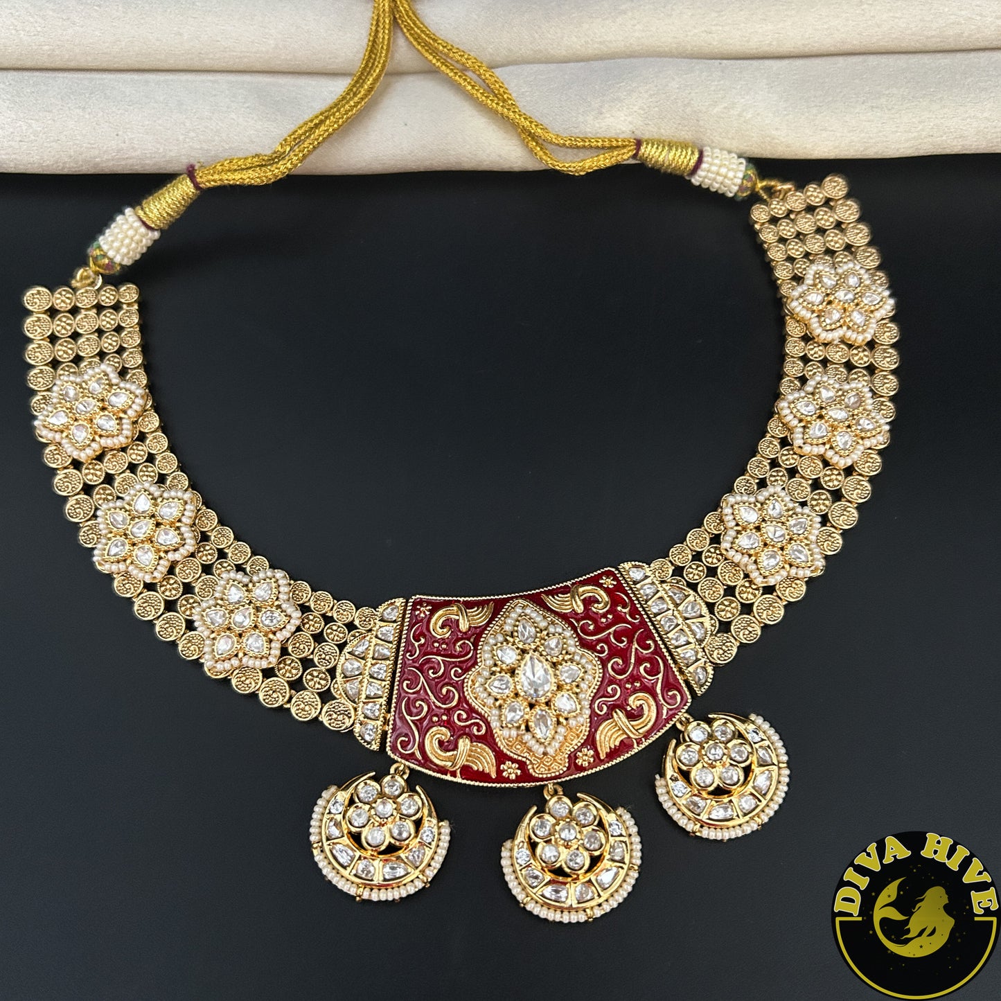 Zeenat Gold Plated Pachi Kundan Necklace - Necklace -Diva Exclusive, Doublet, featured, Kundan, moissanite, Necklace - Divahive