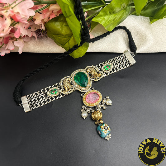 Sunehri Fusion Choker