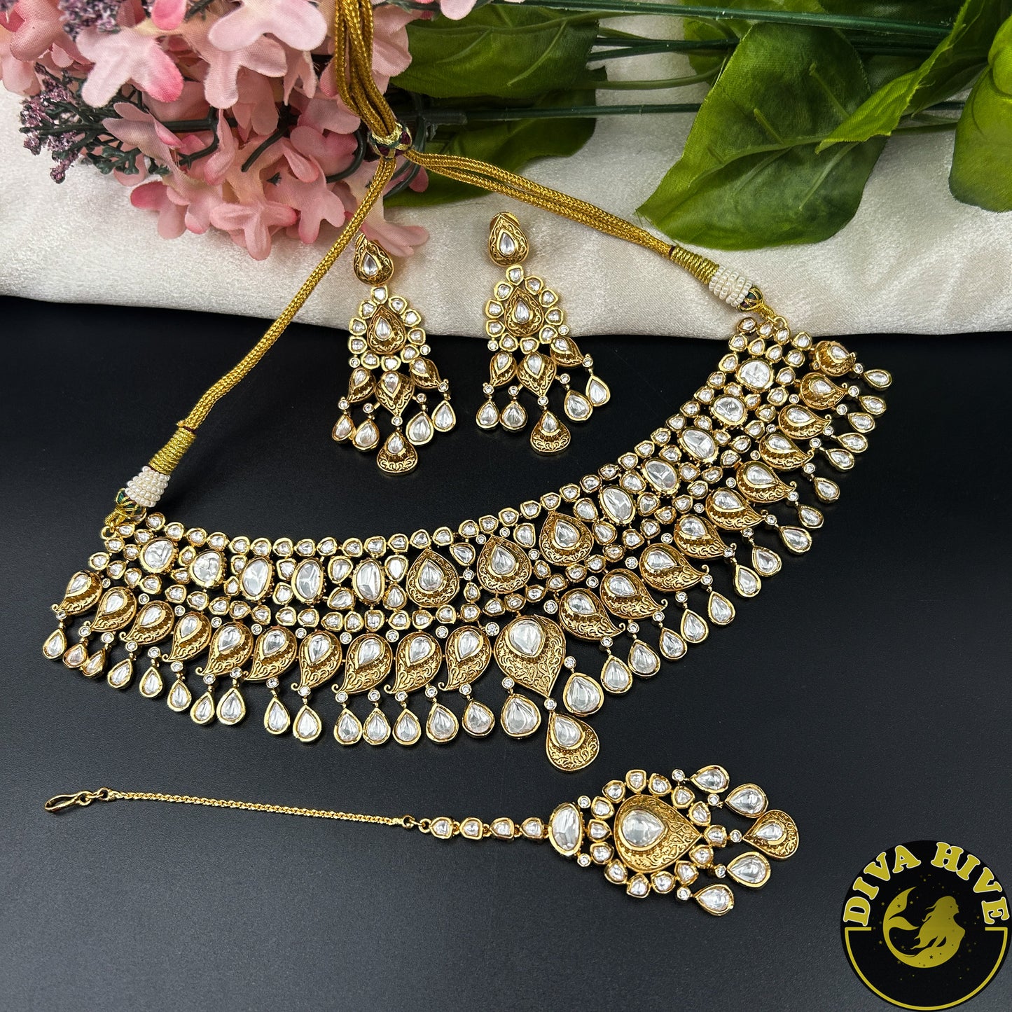 Mugdha Kundan Necklace -  -["24K Gold Plated","Diva Exclusive","featured","Kundan","Necklace"] - Divahive