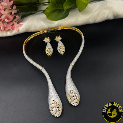 Kaynaat AD/CZ Dangling Hasli - Necklace -AD/CZ, Choker, Diva Exclusive, Necklace - Divahive
