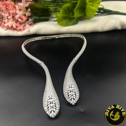 Kaynaat AD/CZ Dangling Hasli - Necklace -AD/CZ, Choker, Diva Exclusive, Necklace - Divahive