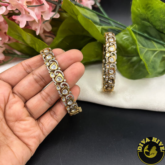Kiara Moissanite Bangle - Bangle -["Bangle","Kundan"] - Divahive