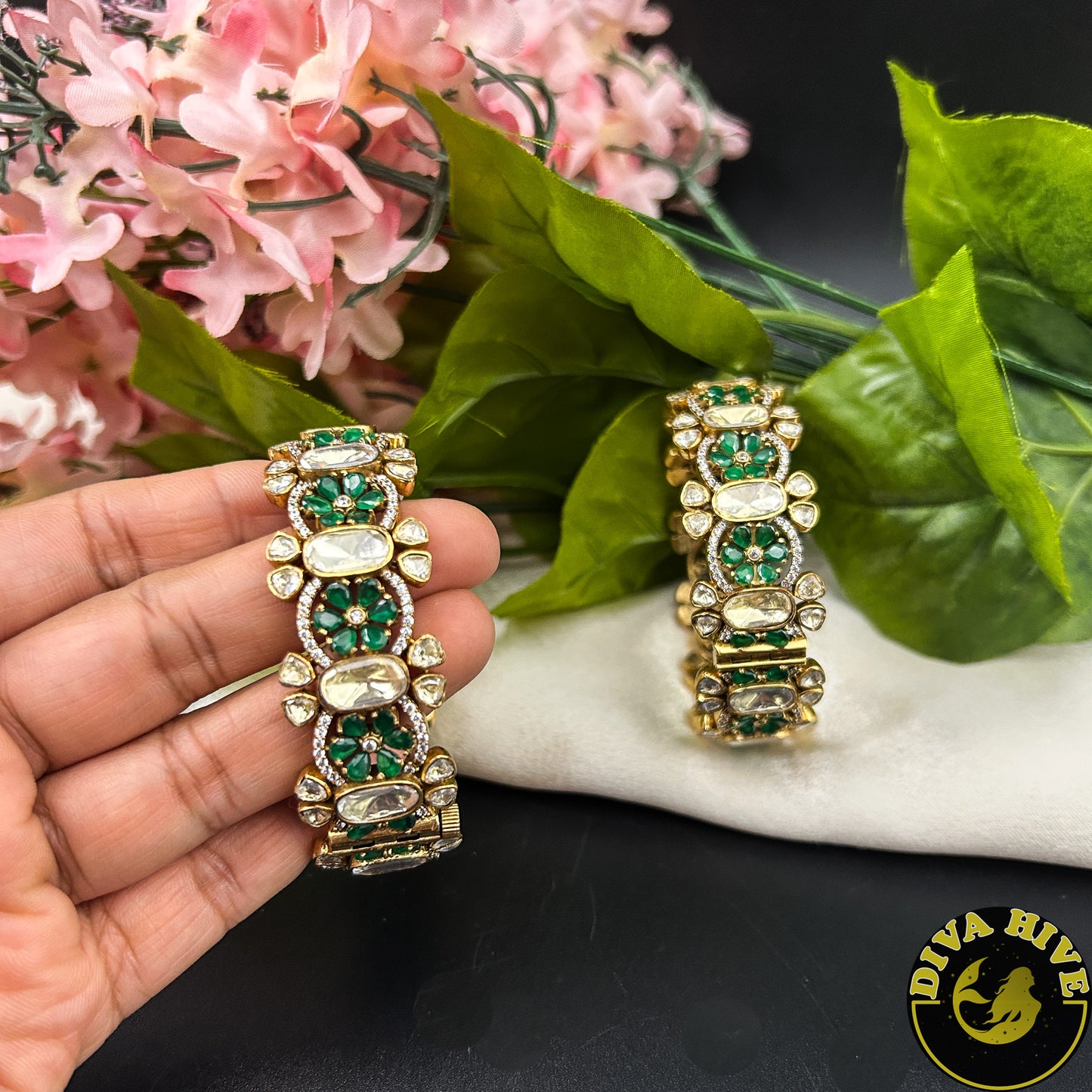 Saachi Moissanite Bangle