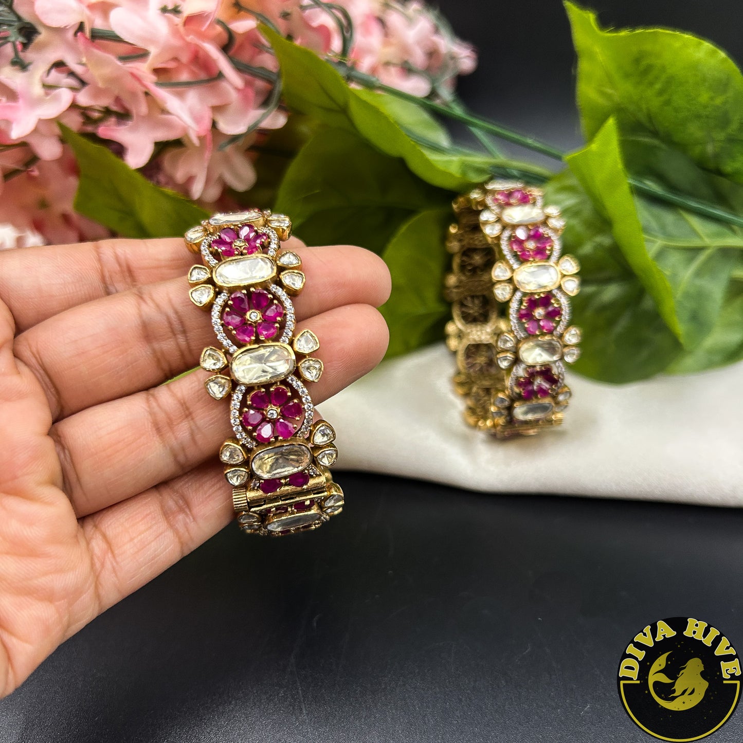 Saachi Moissanite Bangle