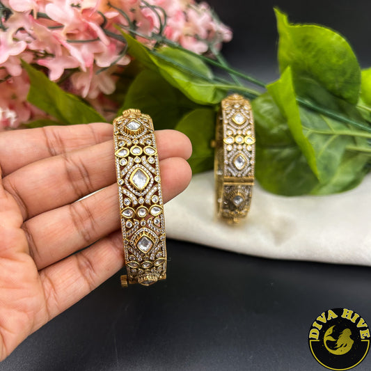 Sitara Moissanite Bangle