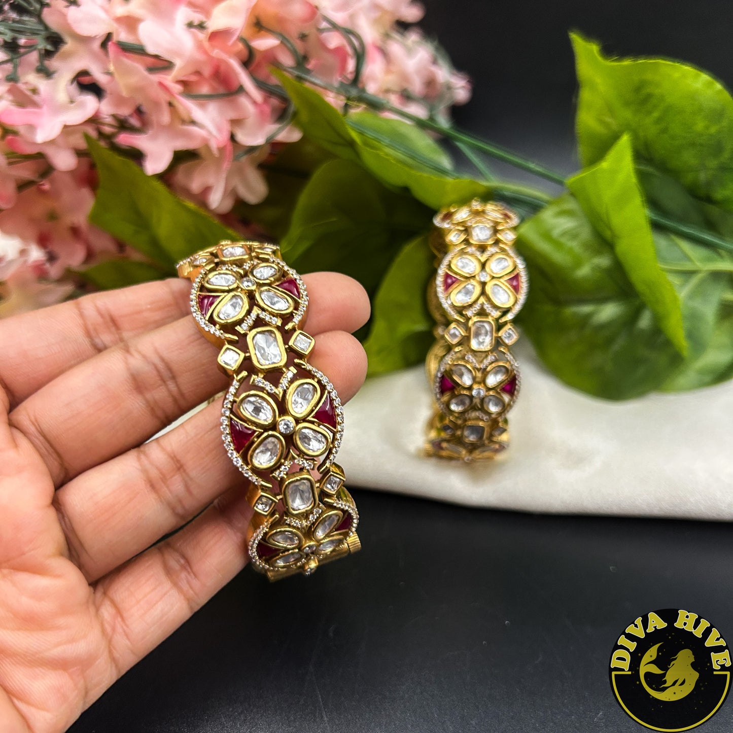 Pashmina Gold Plated Royal Foil Kundan Bangle