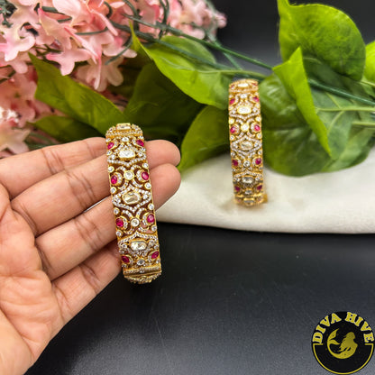 Kaynaat  Moissanite Bangle