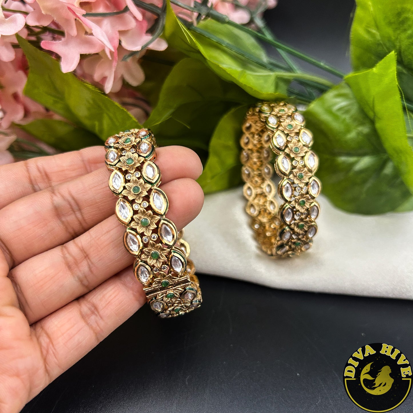 Suhani Kundan Bangle