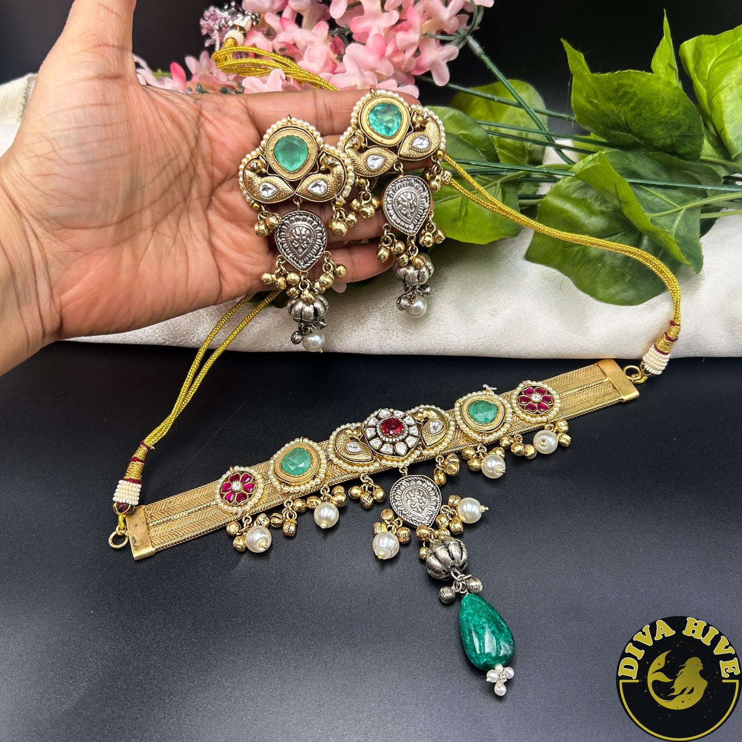 Suhani Gorgeous Fusion Silver Choker | Tribal Jewellery