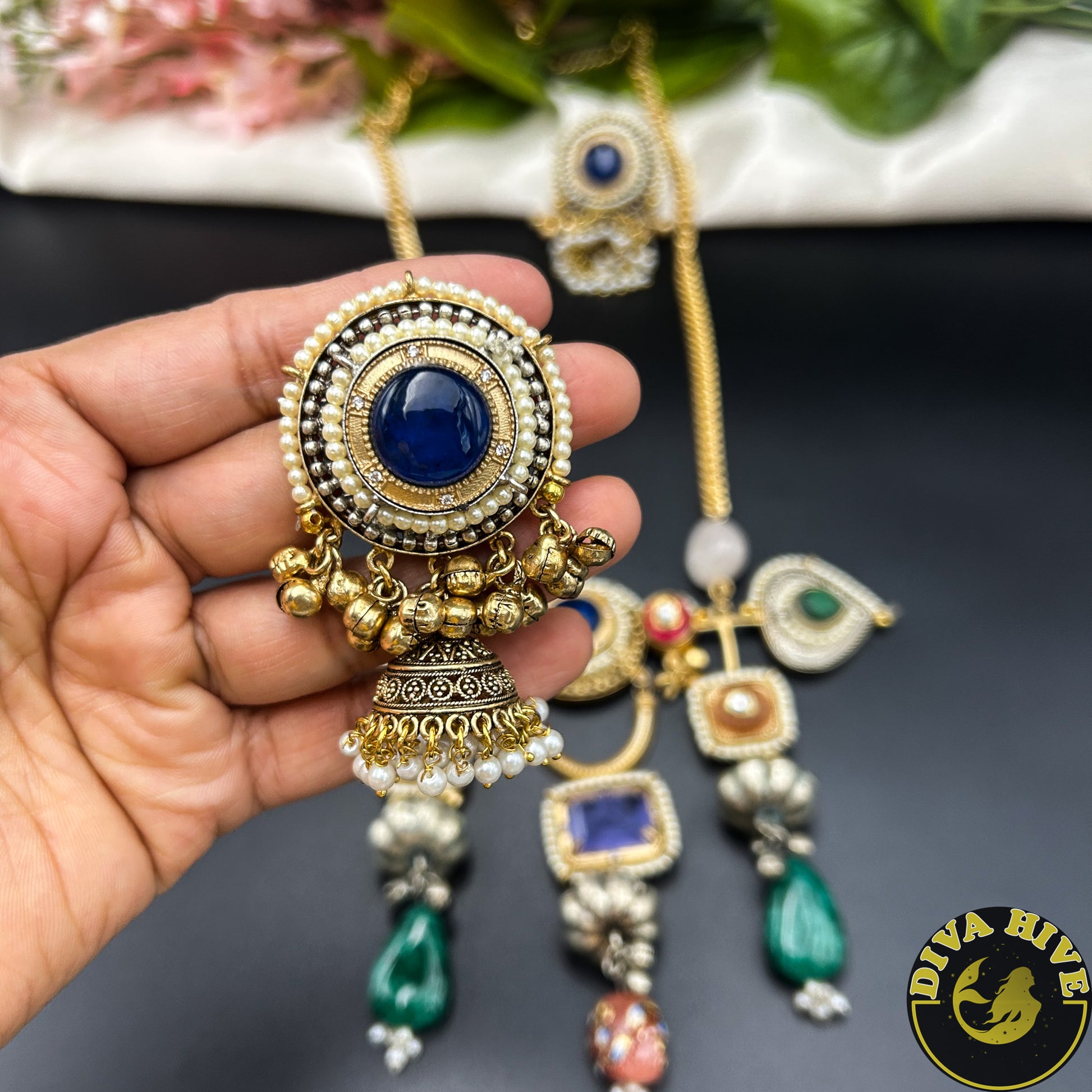 Suhani Gorgeous Fusion Silver Necklace| Tribal Jewellery - Necklace -["925Silver","Diva Exclusive","Hasuli","Necklace","Silver"] - Divahive