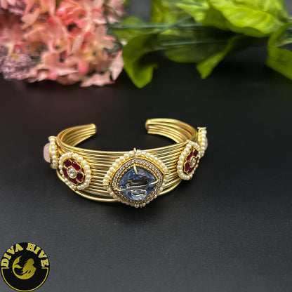 Kaaya Cuff - Bracelet -Bracelet, Diva Exclusive, Doublet, featured, Fusion, moissanite - Divahive