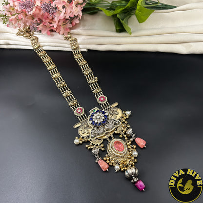 Samaira Long Necklace