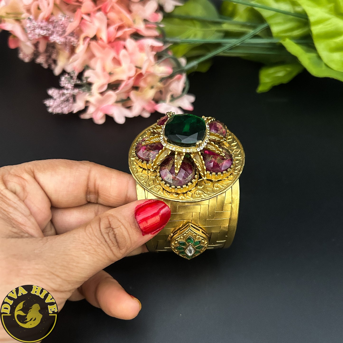 Panaah Metallic Stone cuff - Bracelet -["Bracelet","Diva Exclusive","Doublet","featured"] - Divahive
