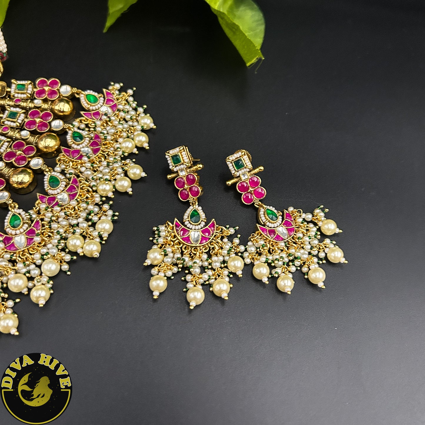 Veera Pachi Kundan Choker