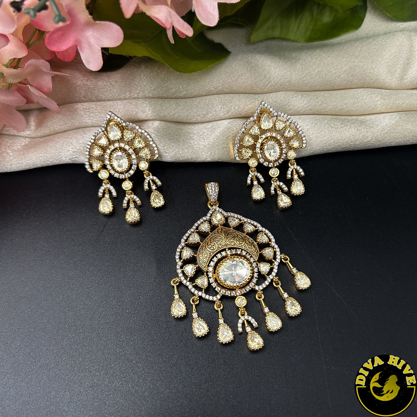 Nyra 22K Gold Plated Moissanite Pendant set