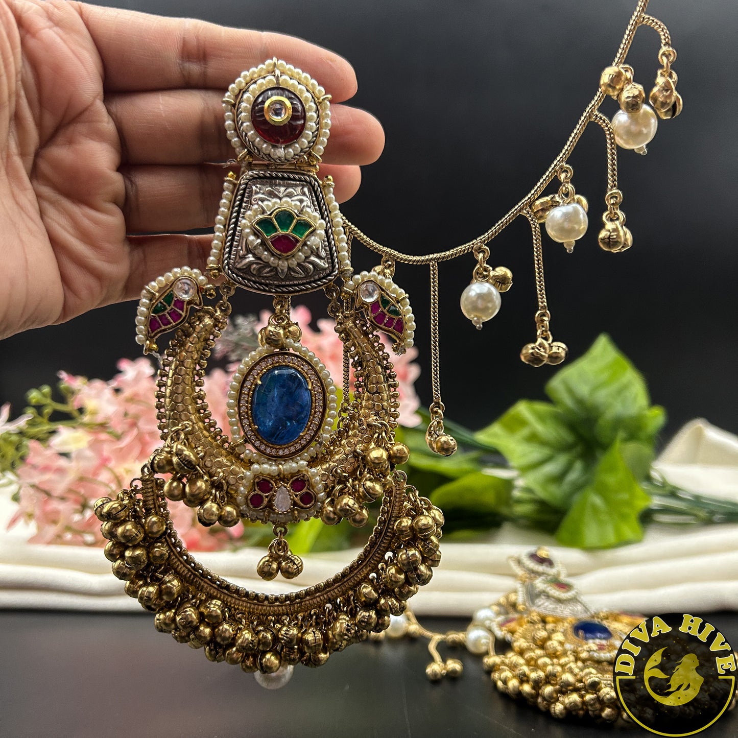 Adaa Fusion Chaandbali