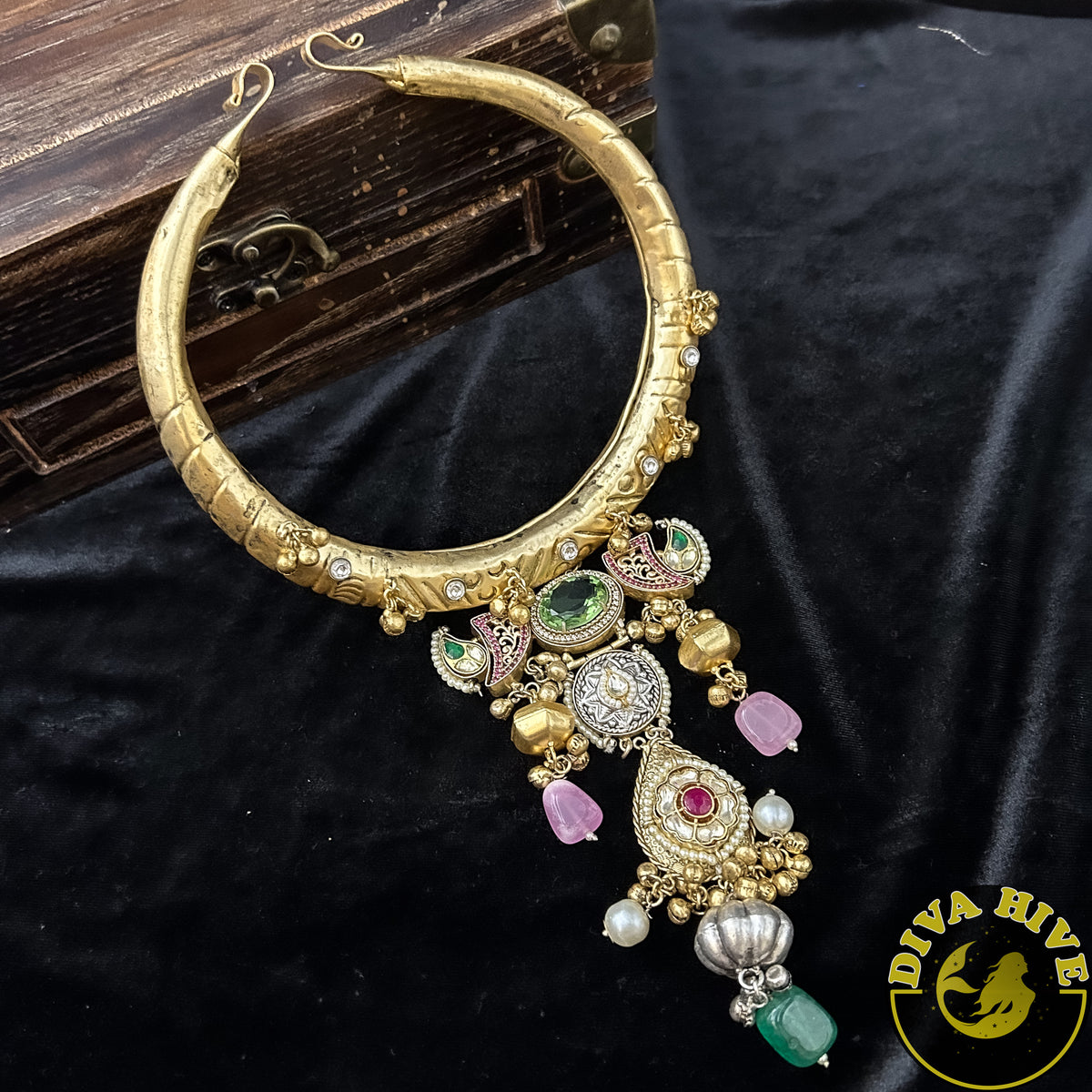 Maharani Tribal Hasuli – Divahive