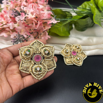Nyraa Stud Earring