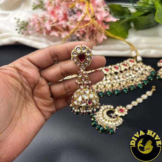 Zeenat Gold Plated Pachi Kundan Choker