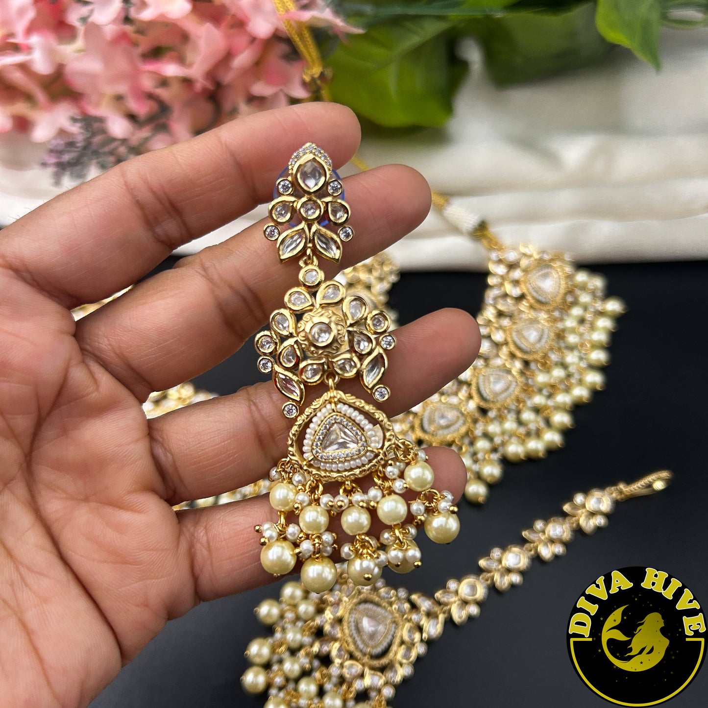 Kiara Pachi Necklace - Necklace -Choker, Diva Exclusive, Kundan - Divahive