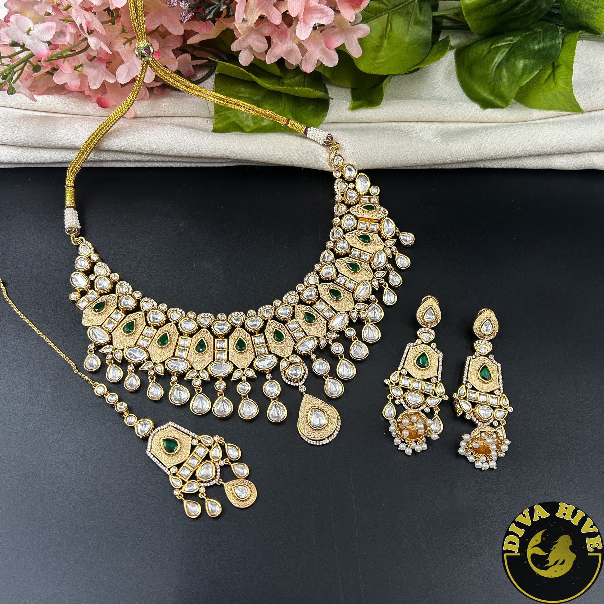 Malika Kundan Necklace -  -["24K Gold Plated","Diva Exclusive","featured","Kundan","Necklace"] - Divahive