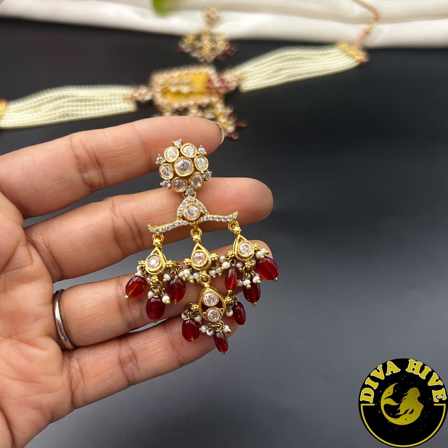 Suhani Moissanite Choker