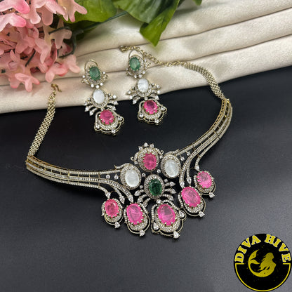 Inaaya Curve Necklace Set - Necklace -Choker, Doublet, Kundan, moissanite, Necklace - Divahive