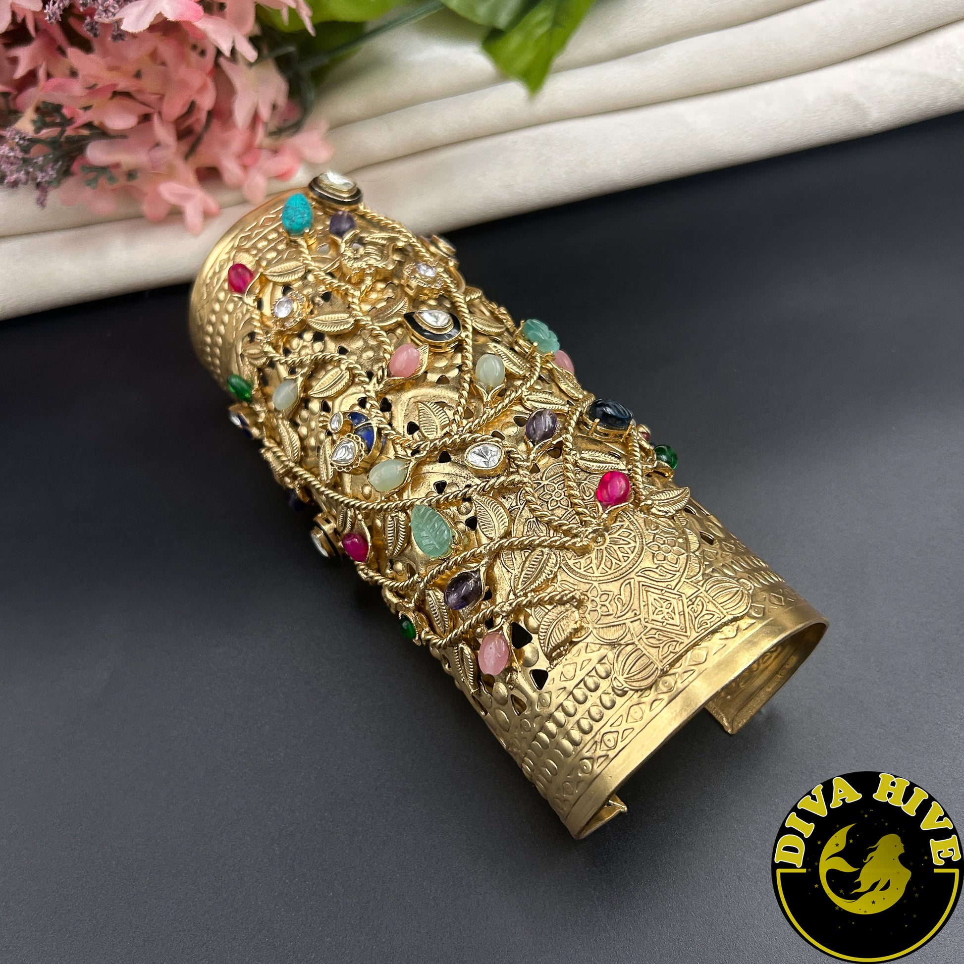 Chaandni Cuff - Bracelet -["Bracelet","Diva Exclusive","Doublet","featured","Fusion","moissanite"] - Divahive