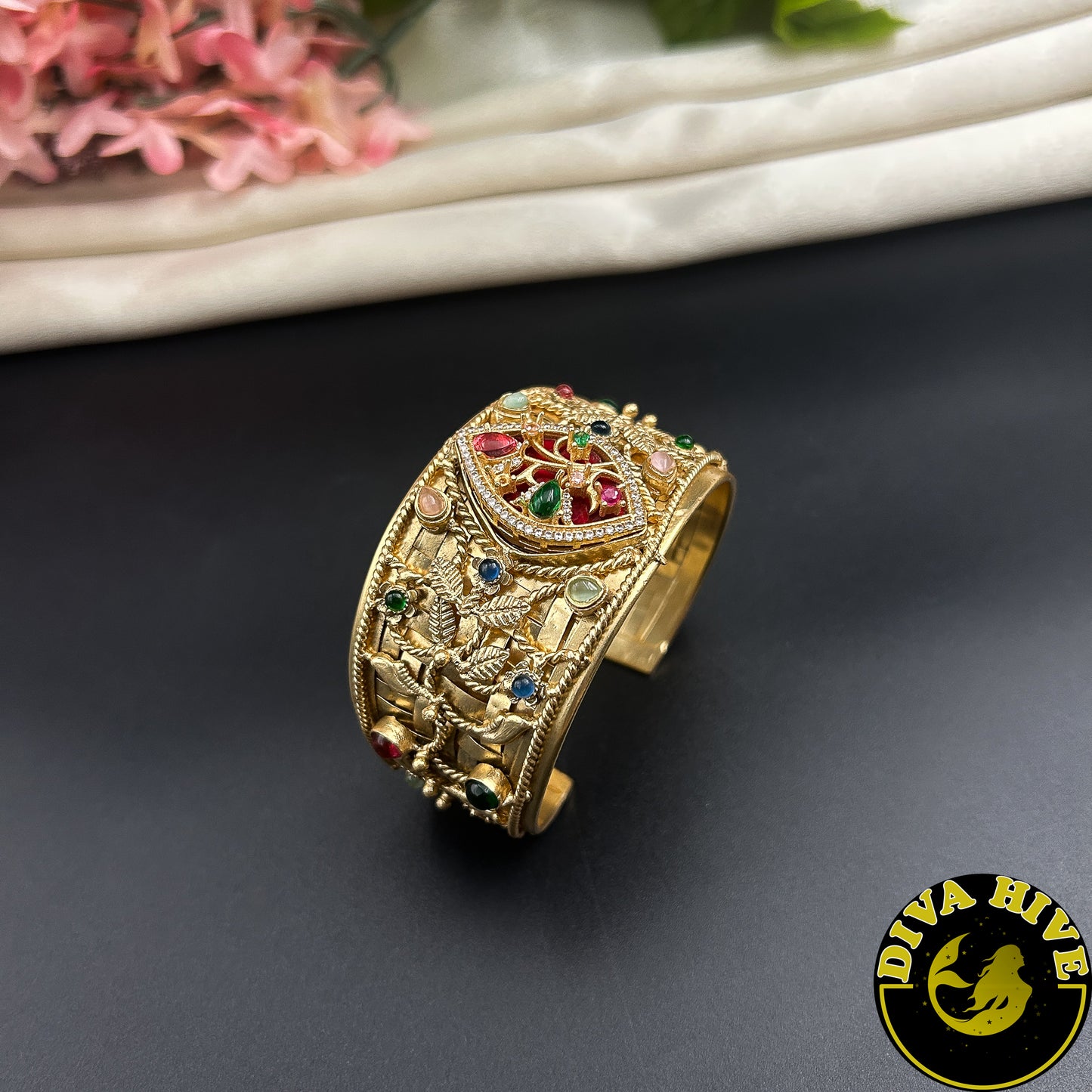 Adira Silver Cuff | Diva Exclusive - Bracelet -["925Silver","Bracelet","Cuff","Diva Exclusive","featured","Fusion"] - Divahive