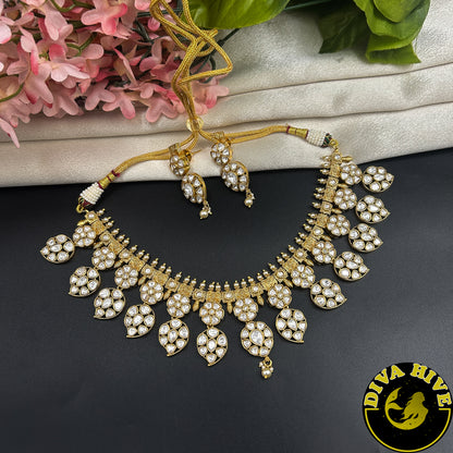 Noor Gold Choker Necklace