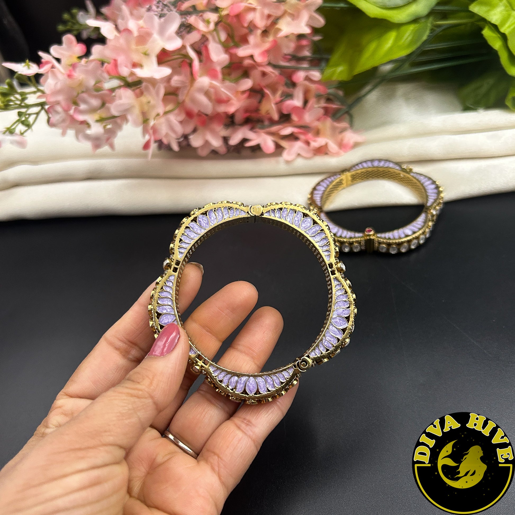 Premium Moissanite Qala Bangle - Bangle -["Bangle","Bracelet","Diva Exclusive","featured","moissanite"] - Divahive