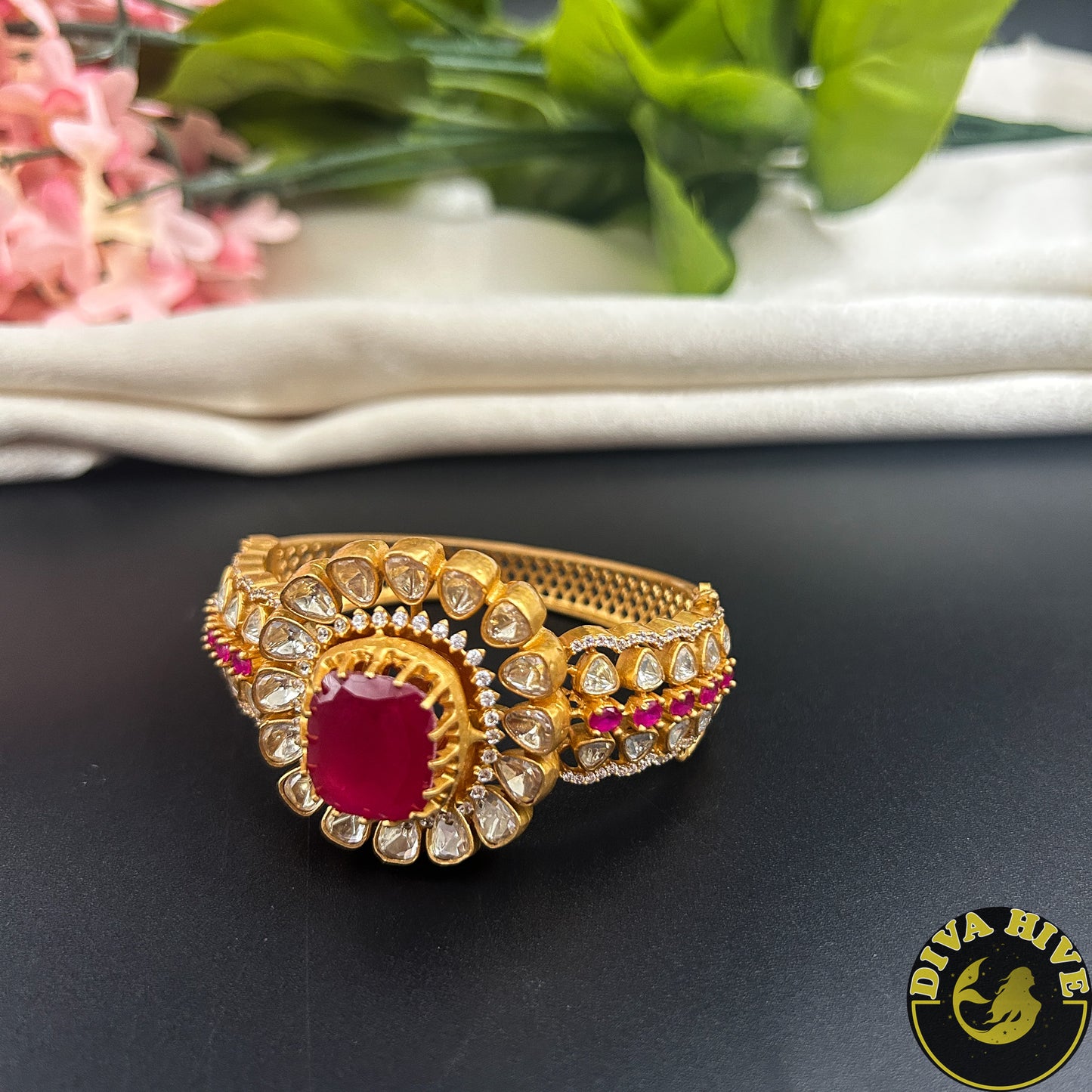 Sneh Moissanite Doublet Kada(Cuff)