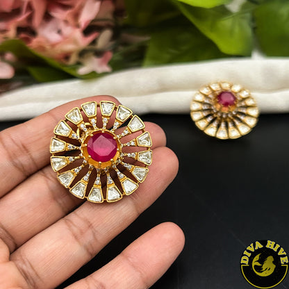 Piyaa Stud Earring