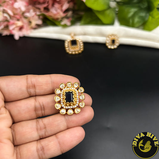 Nayra Pendant Set