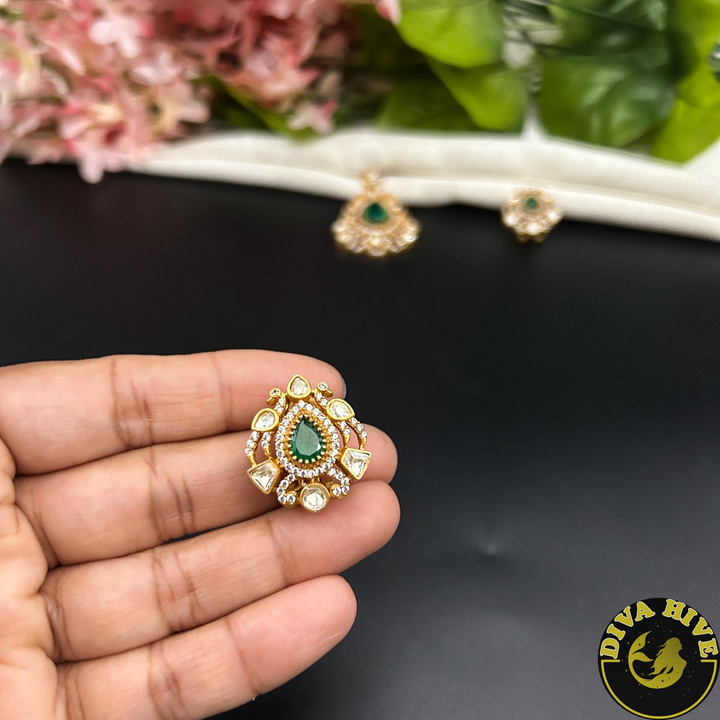 Kriti 22K Gold Plated Pendant Set