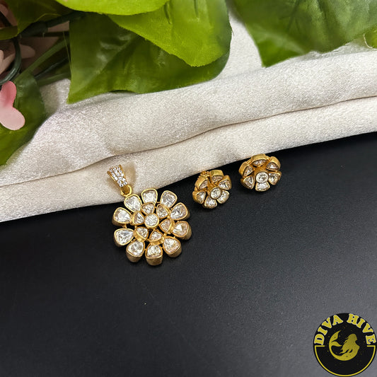 Aarohi 22K Gold Plated Pendant Set