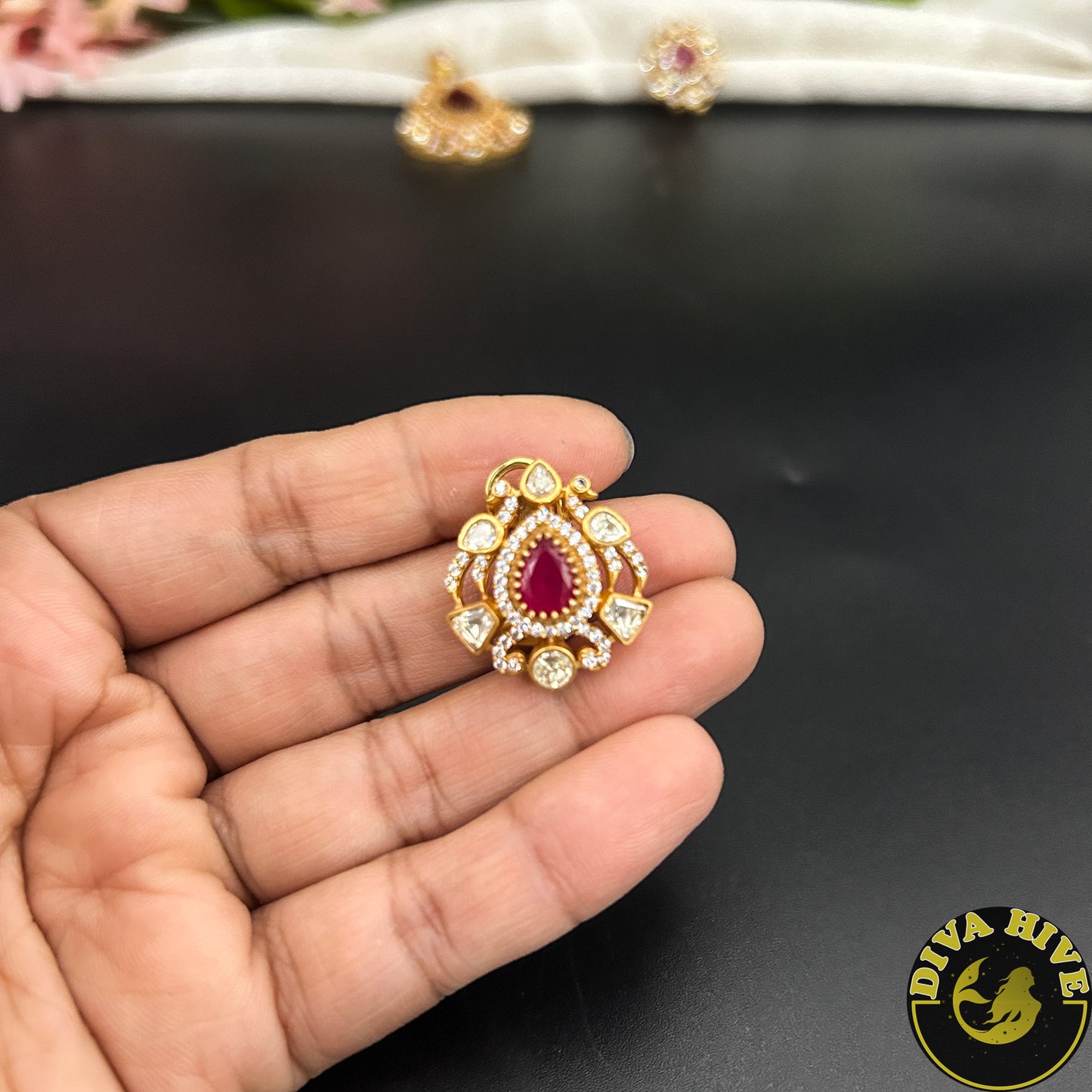 Kriti 22K Gold Plated Pendant Set