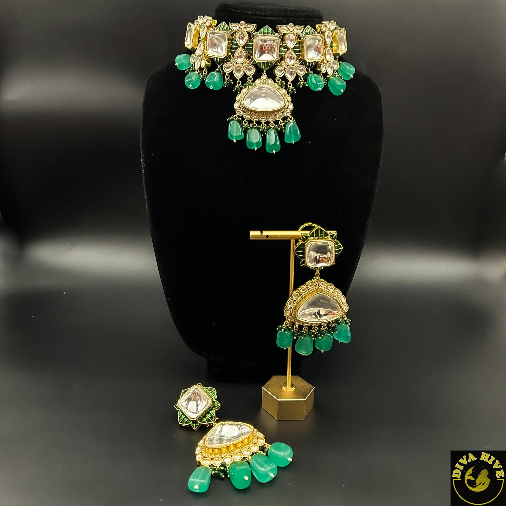 Statement Choker - Necklace -Choker, Kundan - Divahive