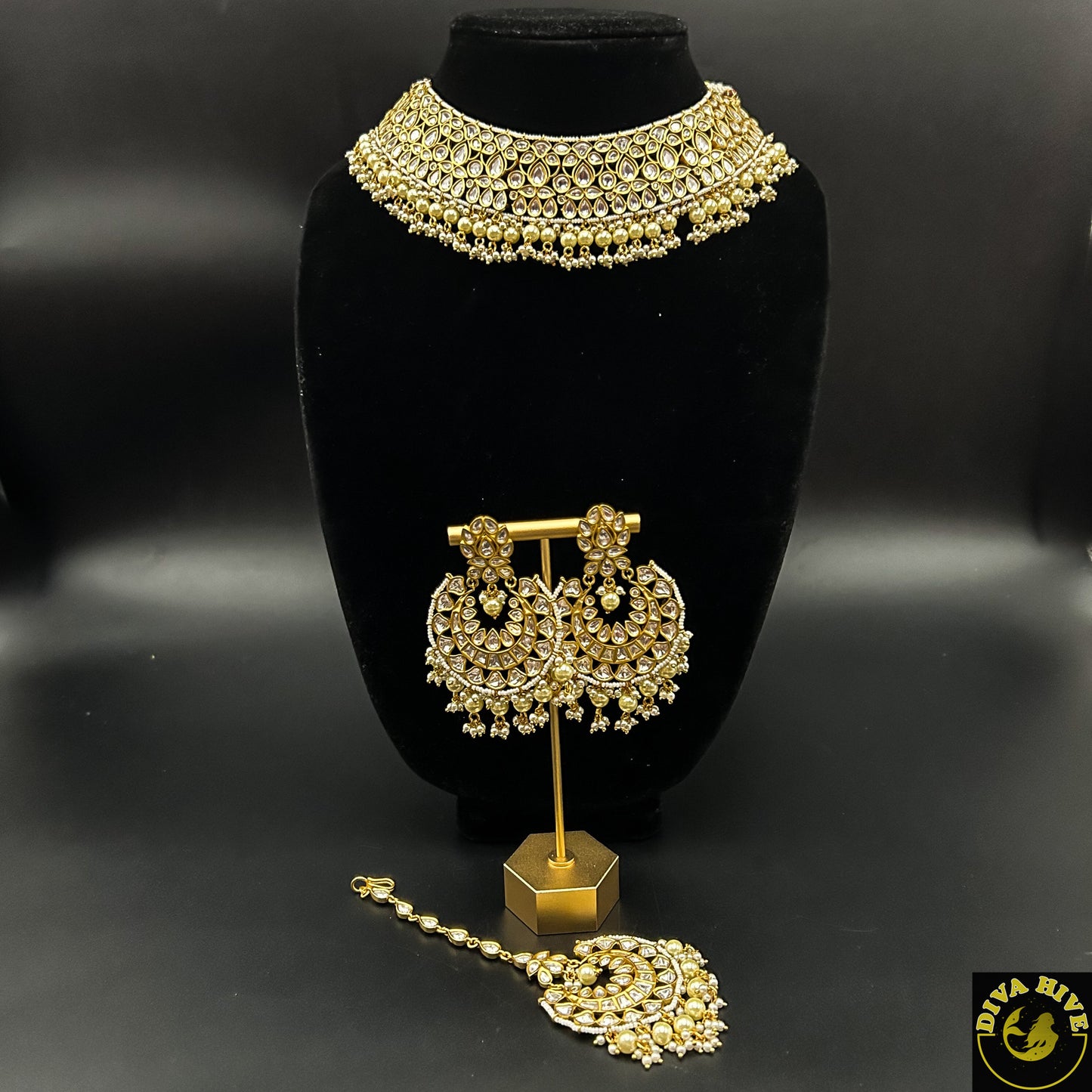 Premium Kundan Choker - Necklace -Choker, Kundan - Divahive